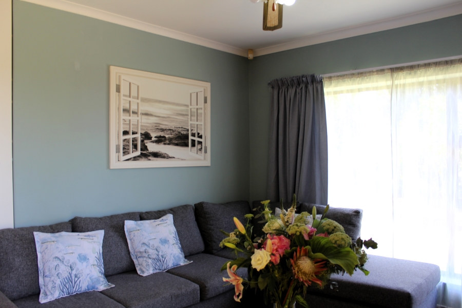 3 Bedroom Property for Sale in Kleinemonde Eastern Cape